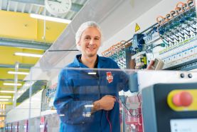 Auszubildener zum Elektroniker für Automatisierungstechnik