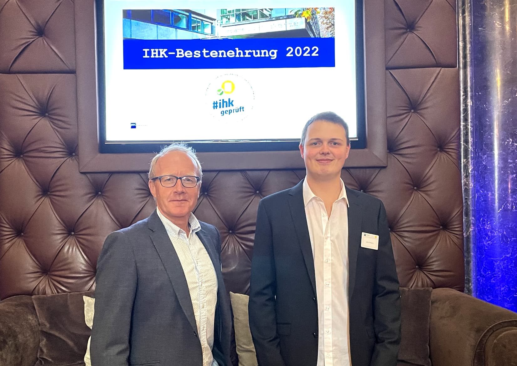 Ausbilder Thomas Hötteke und Auszubildender Julian Paßgang